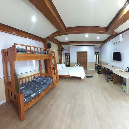 Mangrove House Lanta Old Town Hotel Ko Lanta Exterior foto