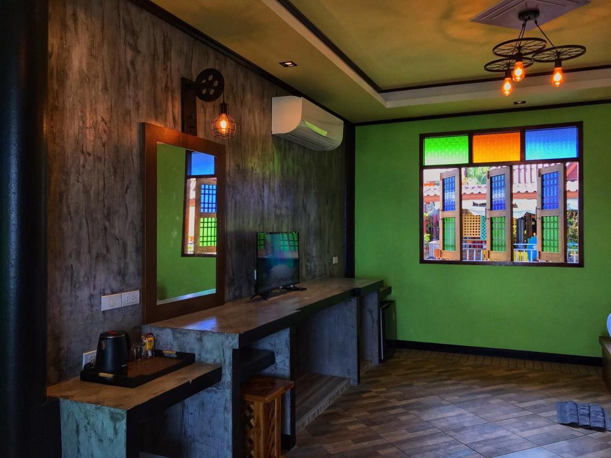 Mangrove House Lanta Old Town Hotel Ko Lanta Exterior foto