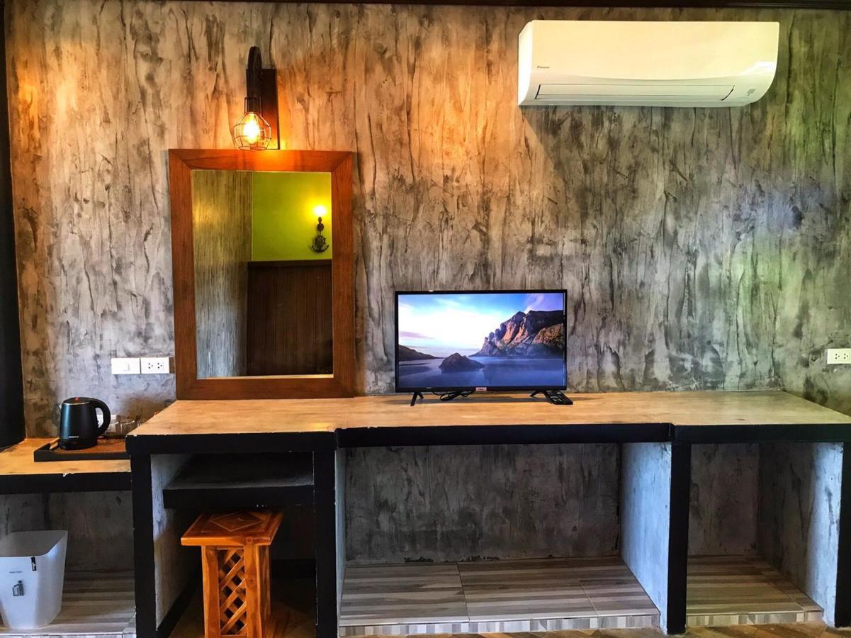 Mangrove House Lanta Old Town Hotel Ko Lanta Exterior foto
